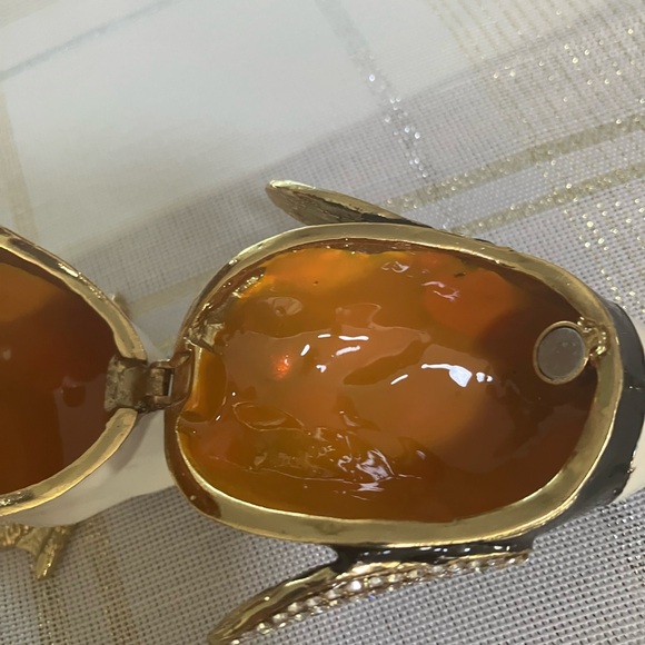 Vintage Black Gold White Penguin Figurine Trinket Box Crystalline Eyes &Wings - Picture 12 of 14